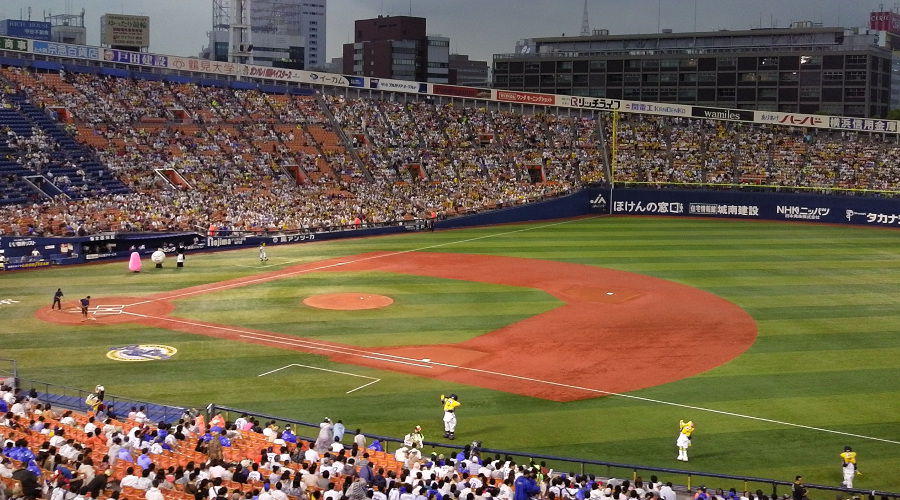 横浜スタジアム